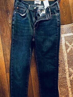 Levi's Slim Straight Jeans in Deep Indigo